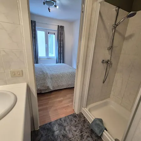 Apartment Zijdelings Zeezicht 2 Slaapkamers 2 Badkamers *