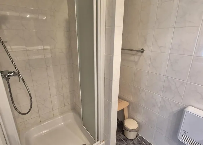 Zijdelings Zeezicht 2 Slaapkamers 2 Badkamers * Бланкенберге