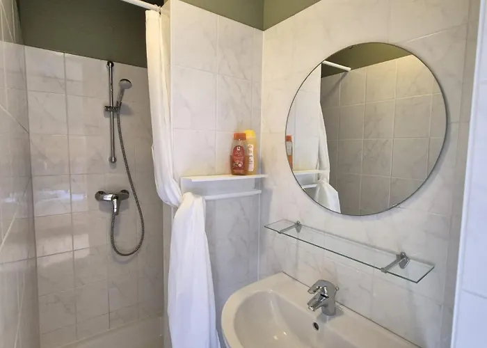 Zijdelings Zeezicht 2 Slaapkamers 2 Badkamers